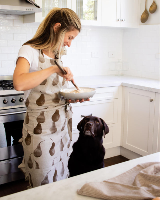 Pear Frill Apron Brown